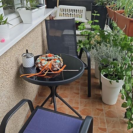 Derkovits Appartman Szombathely Exterior foto